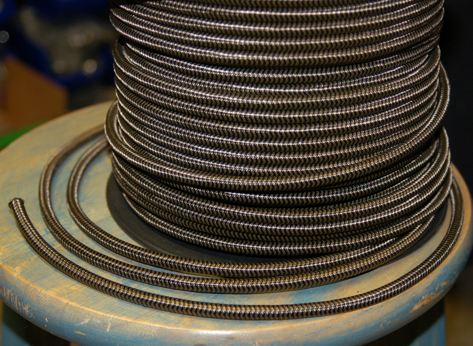 Black & Brown Cloth Covered 3-Wire Round Cord, Lamps Pendant Lights Vintage Fans