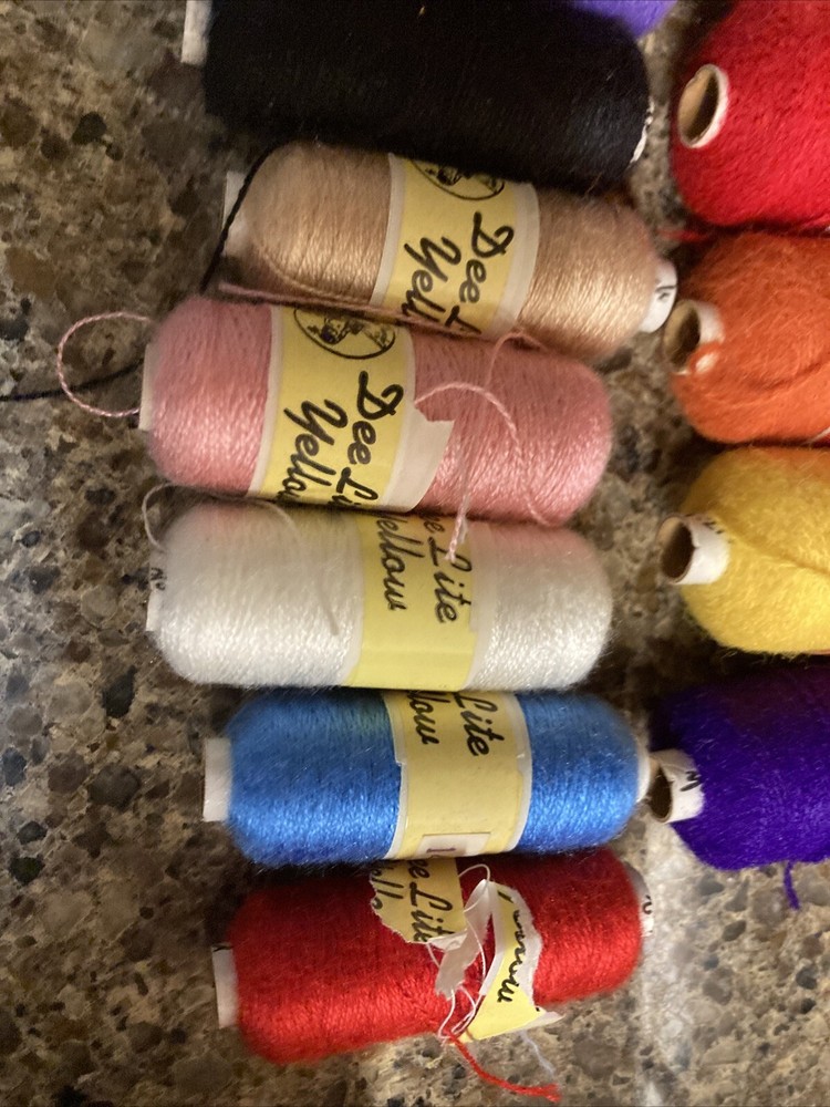 DEE LITE Red Label Punch Needle Thread Spools All Different Colors.