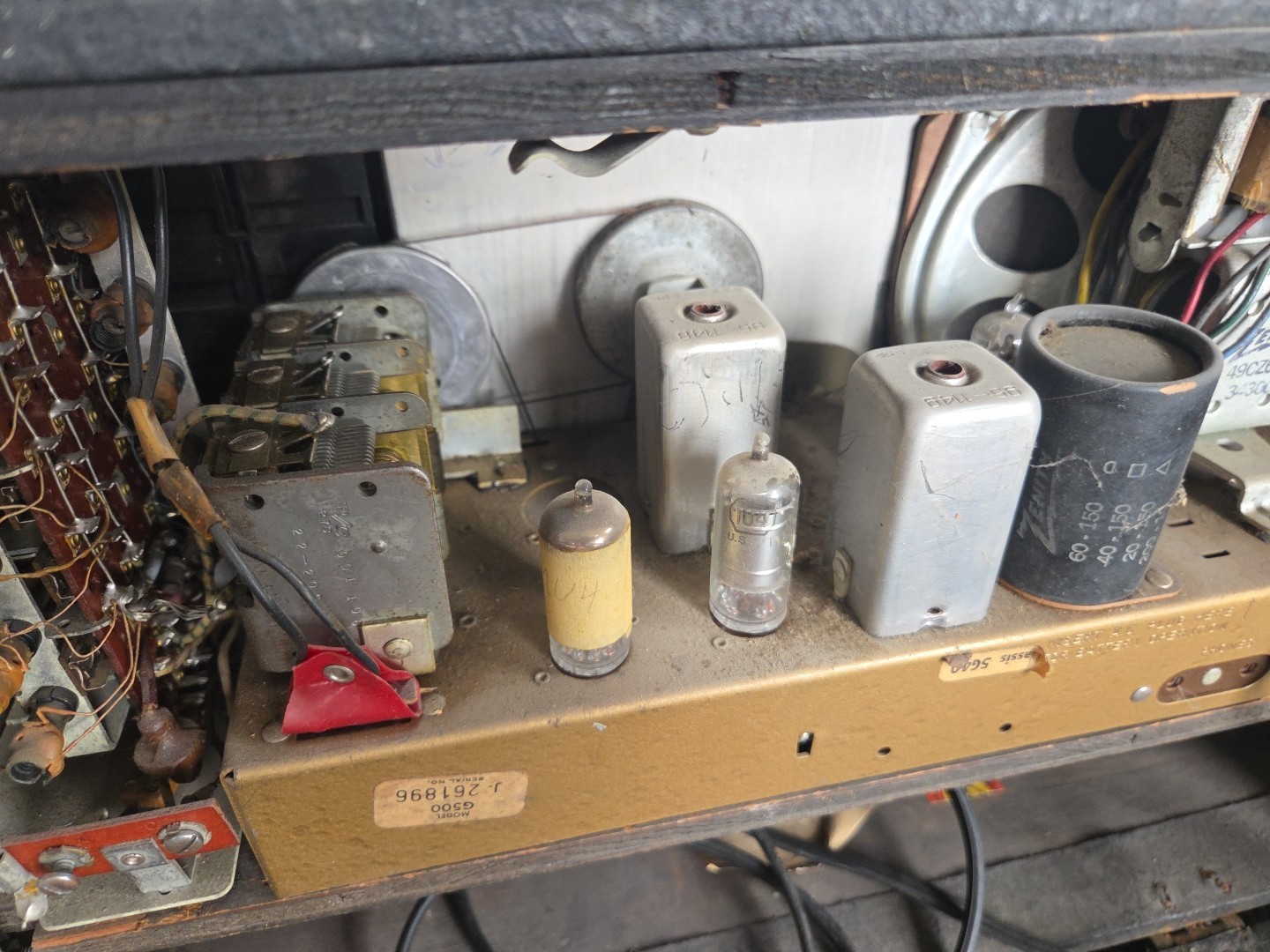 Vintage Zenith Transoceanic Radio G500 Chassis 5G40 - Turns On. For Restoration.