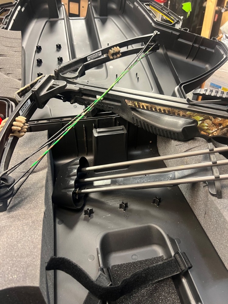 Barnett Jackal Crossbow