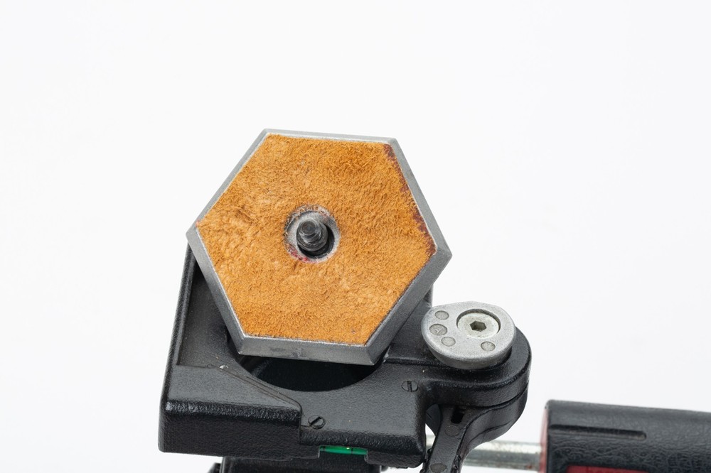 Manfrotto 3047 Tripod Head With Quick Release Mounting Plate