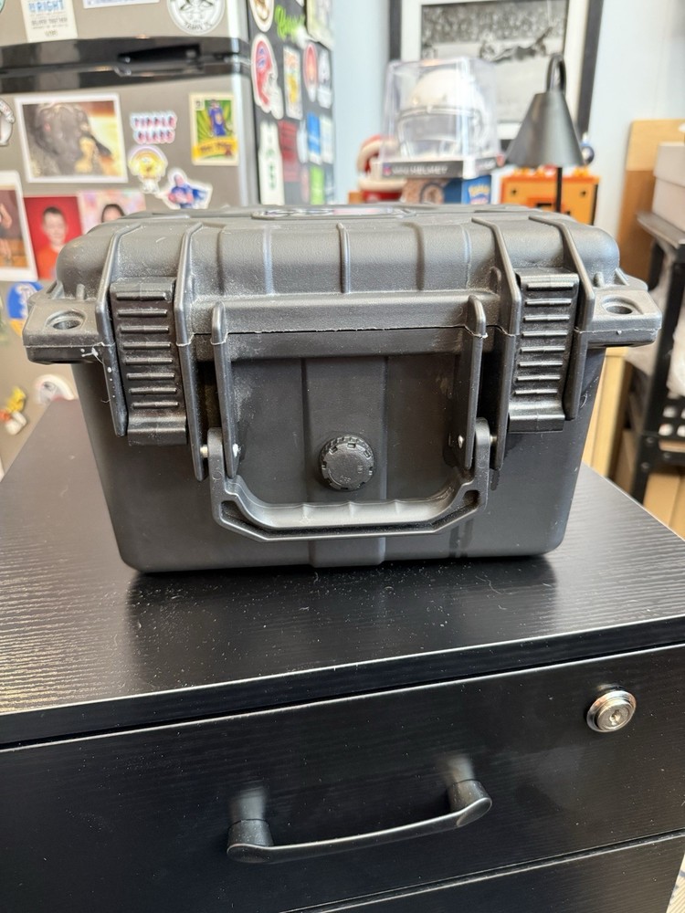 G Plus Graded Card Case