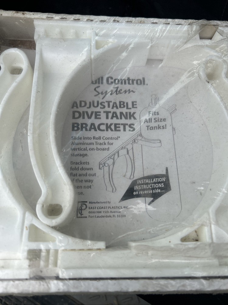 Roll Control System Adjustable Dive Tank Bracket