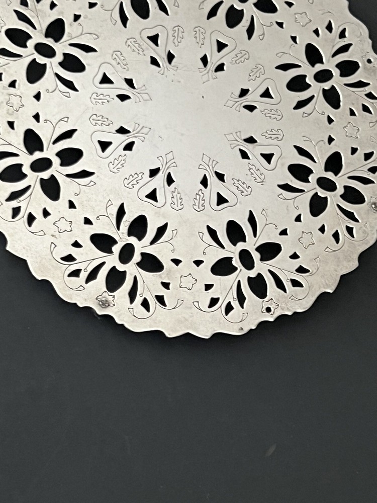 Raimond Italy Silverplate Footed Trivet Hot Plate Cut Pattern 7.5" Vintage