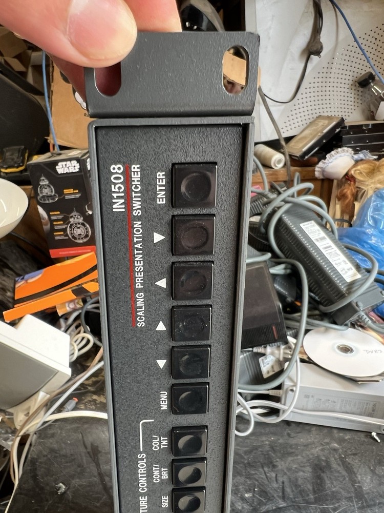 Extron IN1508 8 input Scaling Presentation Switcher