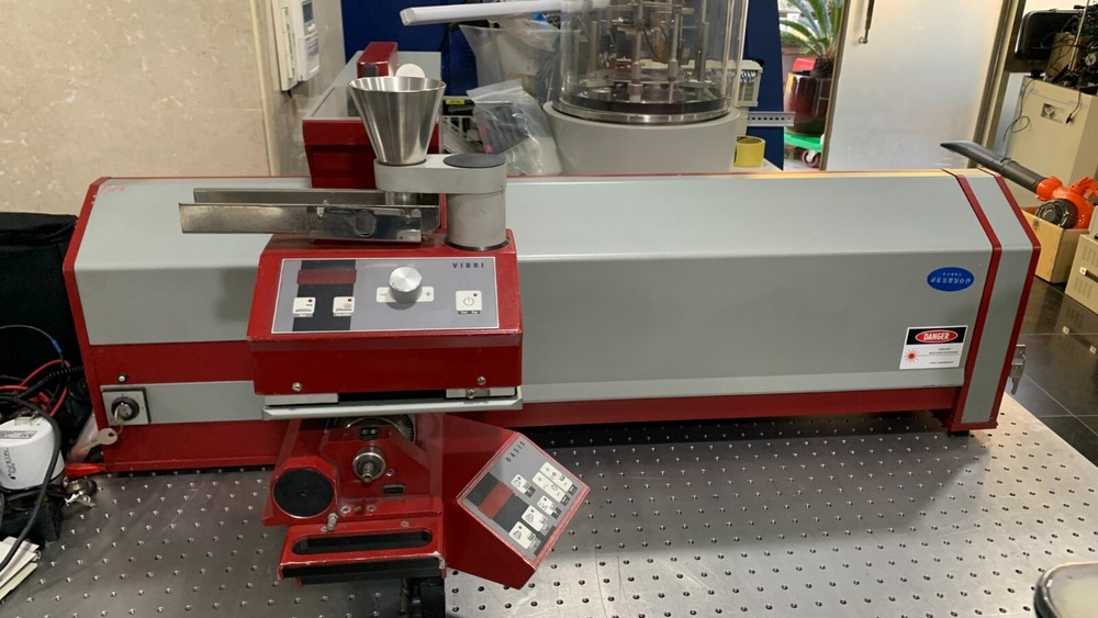 Sympatec VIBRI/ SUCELL M/ RODOS M