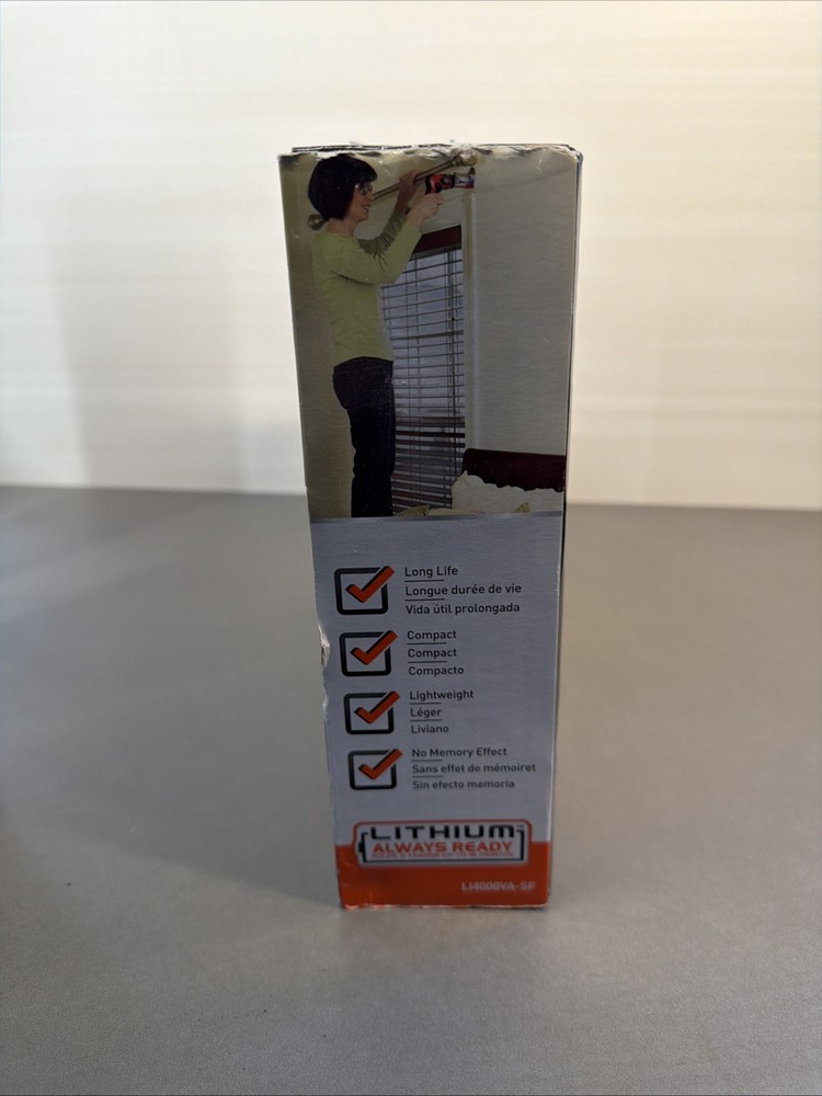 E1 BLACK+DECKER Lithium Ion Cordless Screwdriver & Stud Sensor Set Ms4