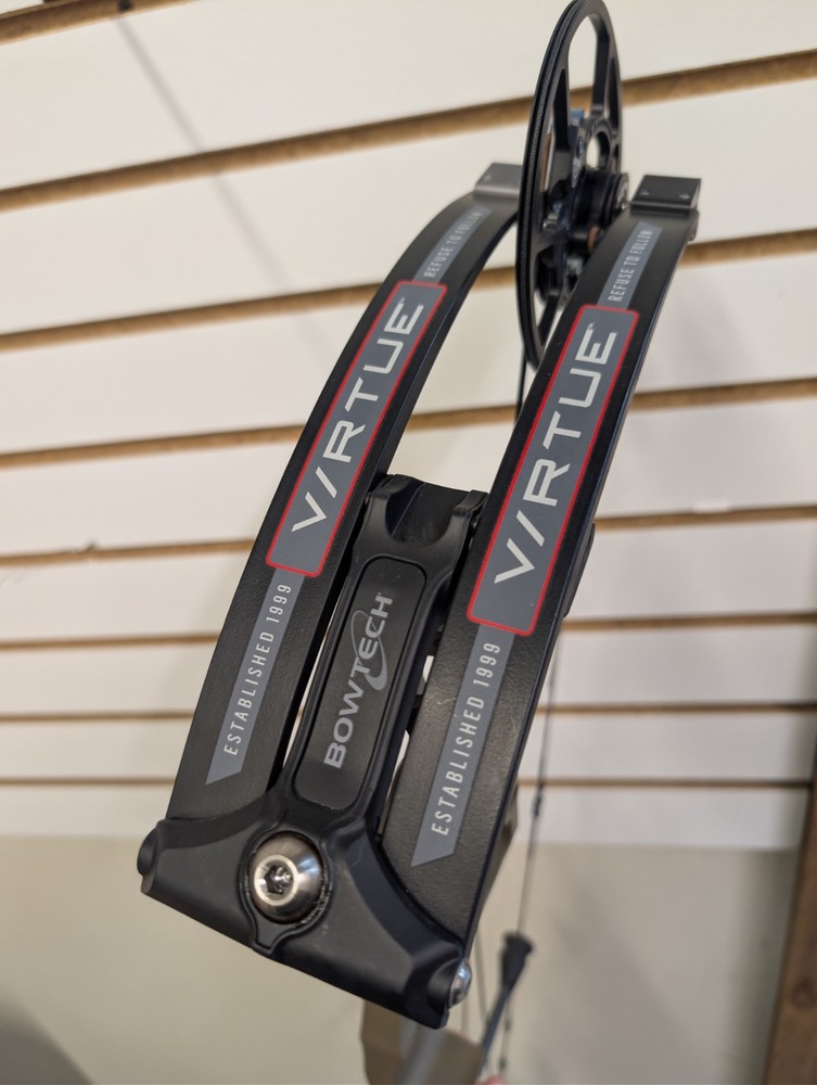 Bowtech Virtue tan RH 70 pounds