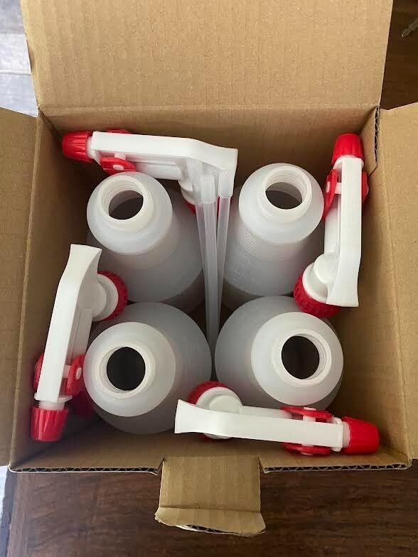 Plastic Spray Bottles 24 OZ Leak Proof Adjustable Nozzle Empty Spray 4 Pack