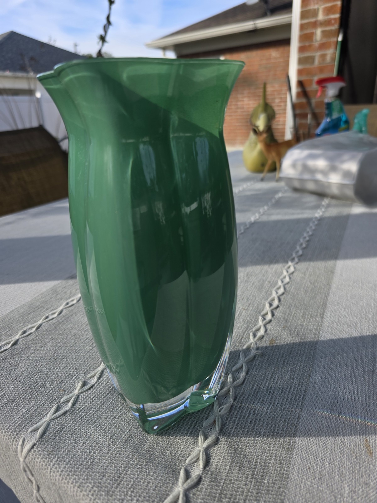 VTG Sasaki Crystal Handcrafted Spring Green Art Glass Vase 8.75" Japan Modern