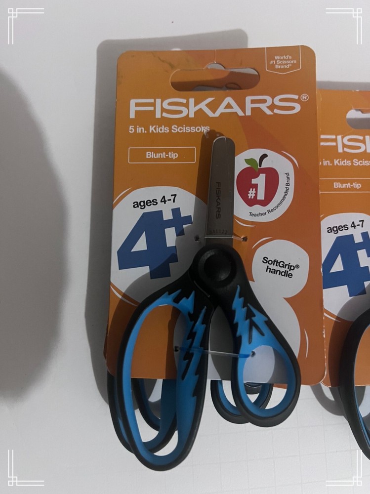 Fiskars 5-Inch Kids Scissors - Blunt-Tip, Ages 4-7