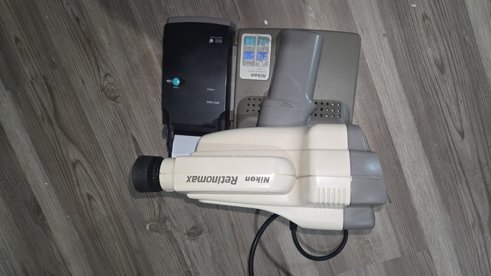 Nikon Retinomax Refractometer,
