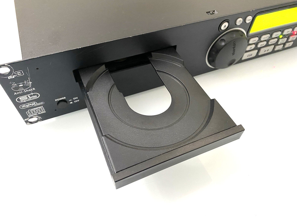 Stanton C.402 2U Rackmount DJ CD/MP3 Player w/ Pitch Control & Seamless Loop