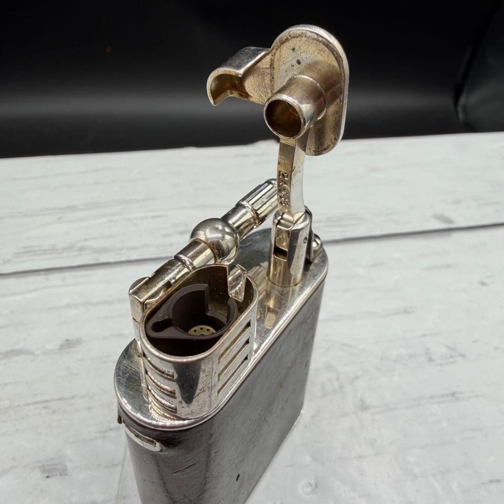 Working Dunhill unique hammer lighter bordeaux silver without box