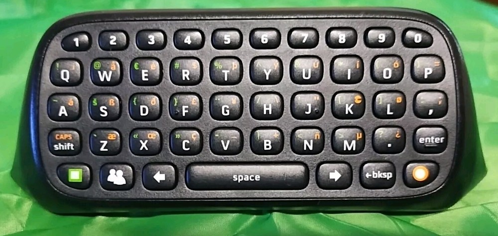 xbox 360 chatpad black