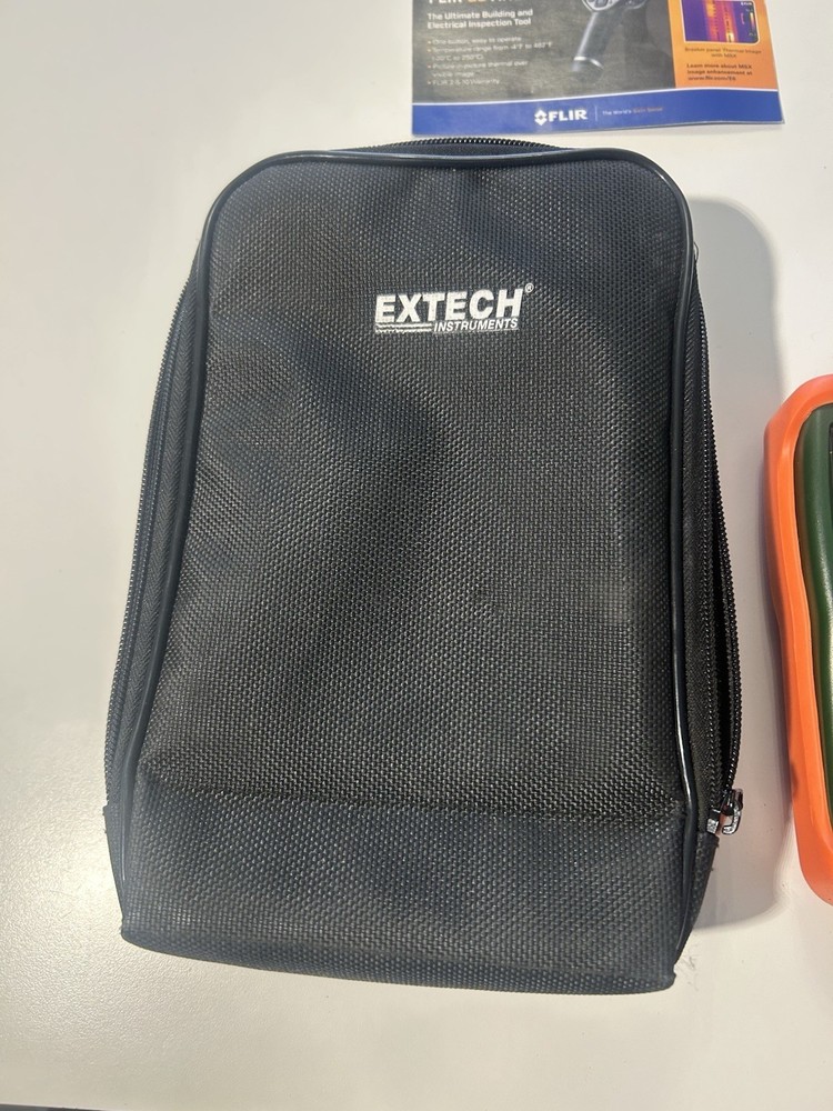 Extech Instruments AN100 Thermo-Anemometer Kit With Bag And Manual