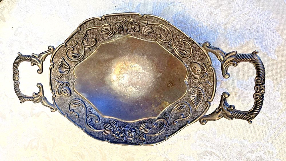 Studio Silversmiths Floral Repousse Candy Trinket Dish w Handles & Feet Vintage