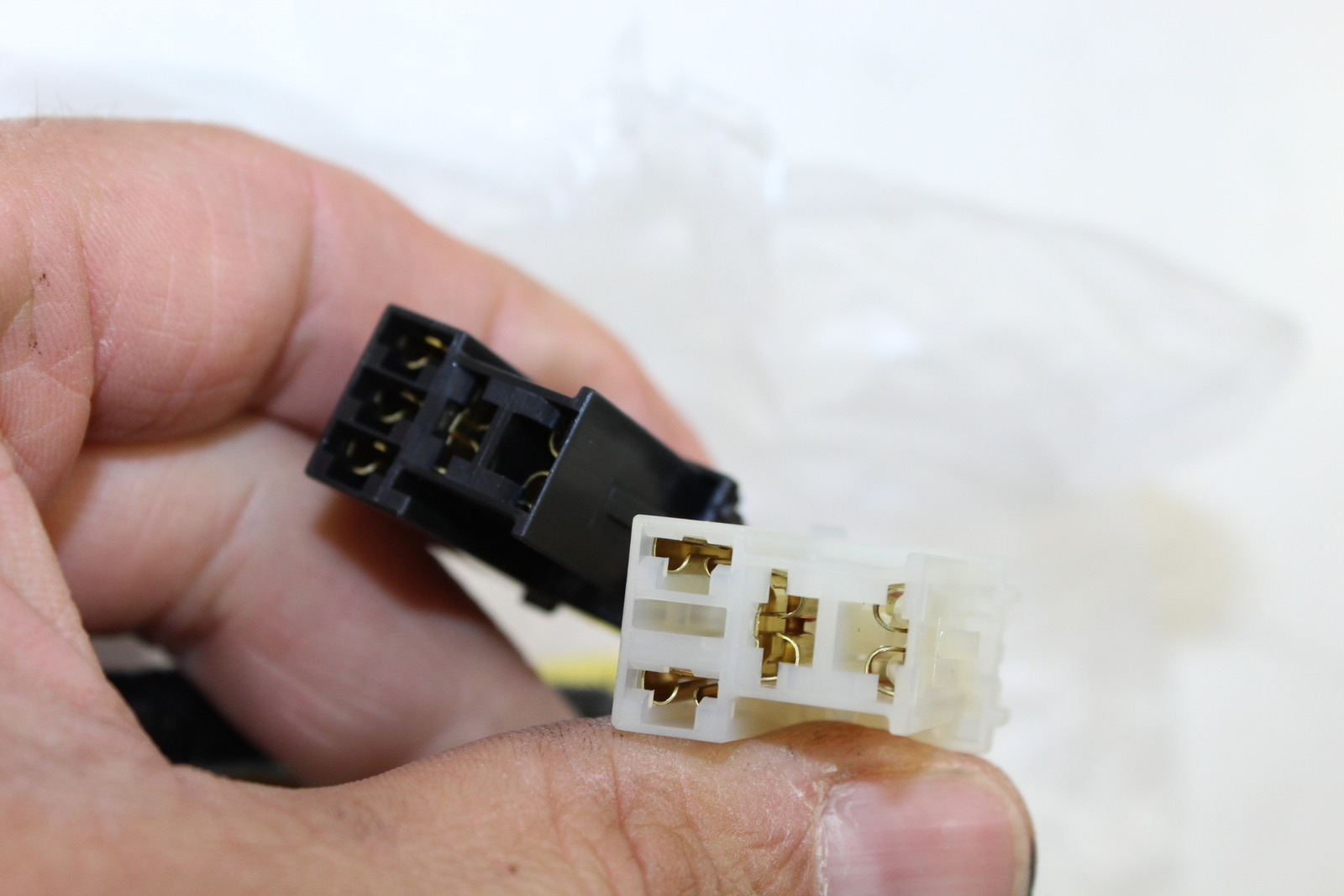 02 03 YAMAHA R1 HEADLIGHT SPEEDO GAUGES WIRING HARNESS WIRE LOOM - *NEW* - OEM