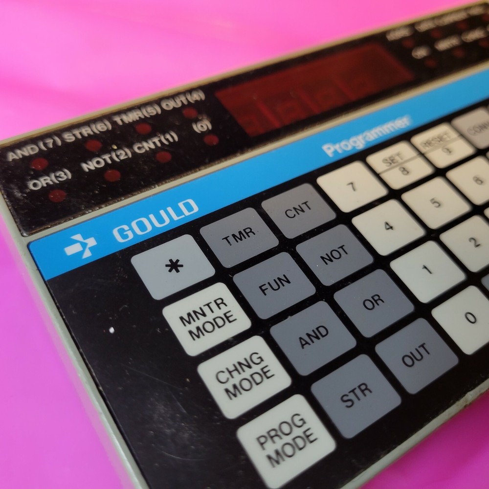 GOULD PP-0105-100 PROGRAMMER PP0105100 USED $99