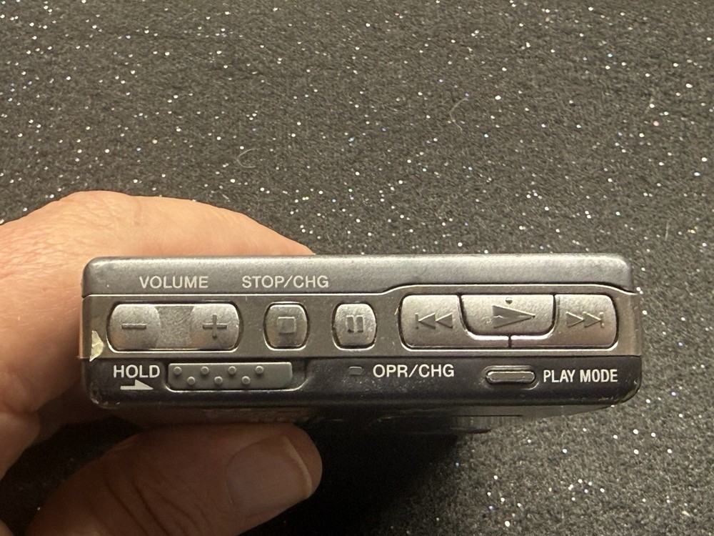 Sony MD Walkman Portable MZ-E3 Mini Disc Player. Works!