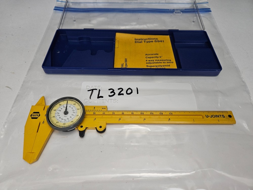 NAPA TOOLS #107 PRECISION #6941 DIAL CALIPER IN CASE (TL3201)