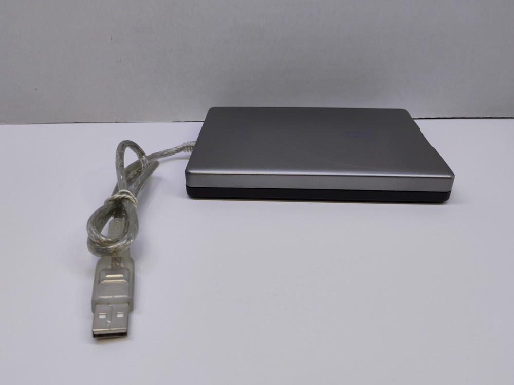 iomega BXXU0130 USB-Powered External Floppy Drive - Tested