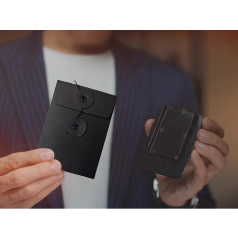 EASYLOPES - Card To Sealed Envelope Magic Trick (Black)