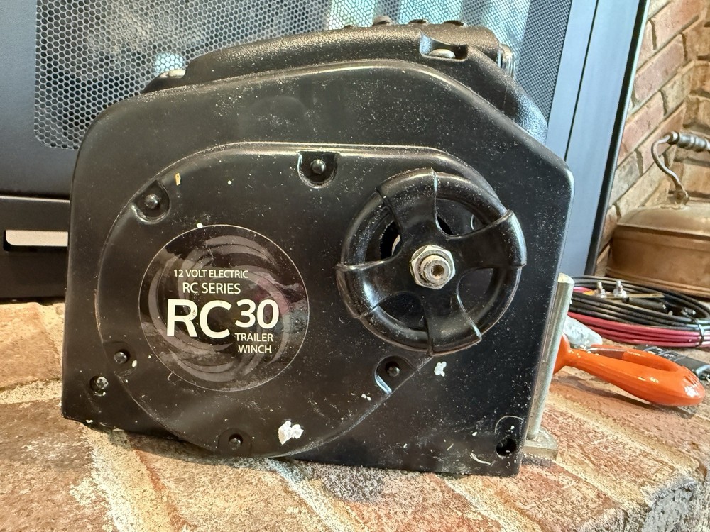 Powerwinch RC30 (P55950) Trailer Winch with 40ft Cable - READ!