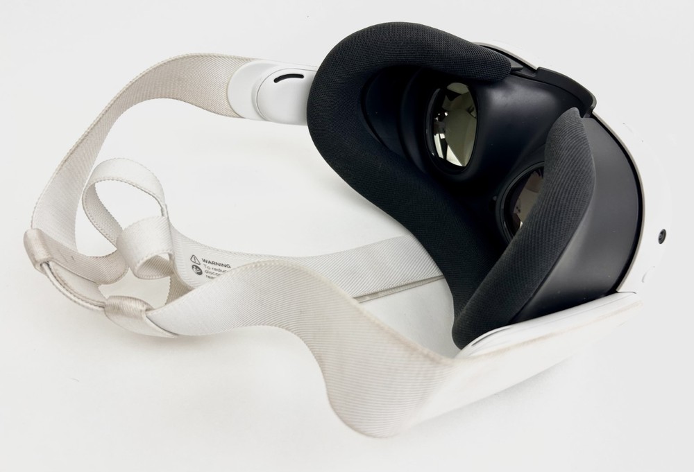 Oculus Quest 3 VR Headset 128GB - used