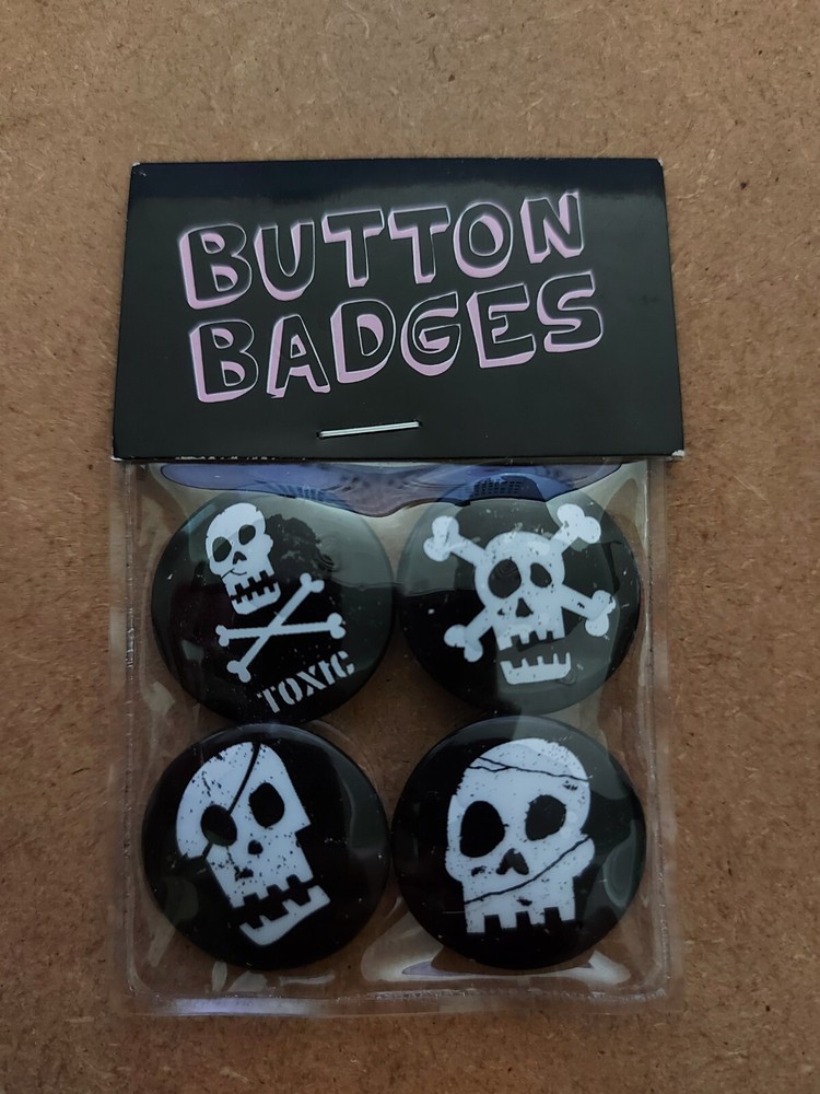 4 x Pirate 1" Pin Button Badges