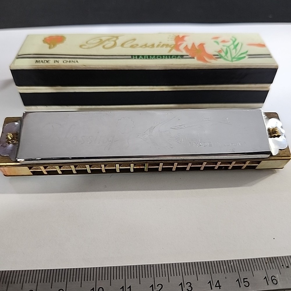 Blessing Wood Harmonica Original Box Multi Color Note