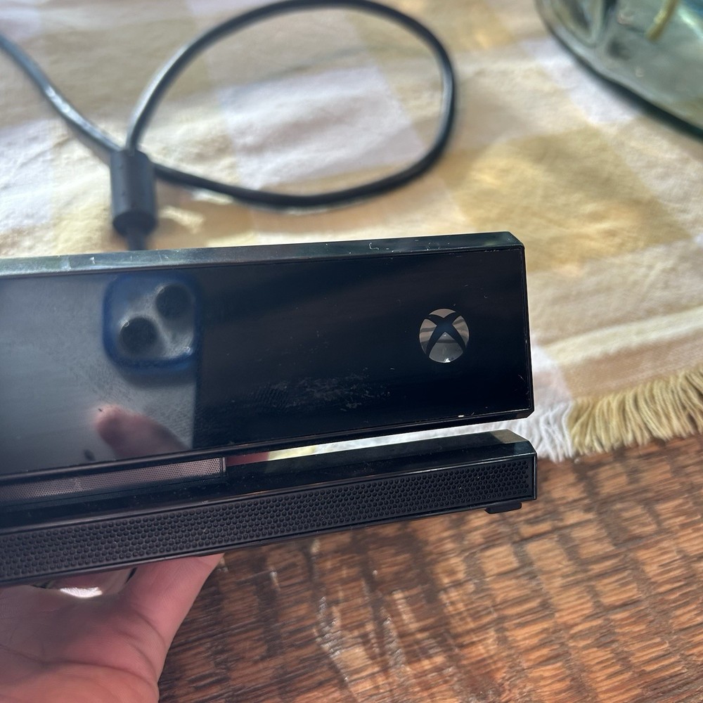 Microsoft Xbox One Kinect Camera Motion Sensor Bar Model 1520 Works Tested