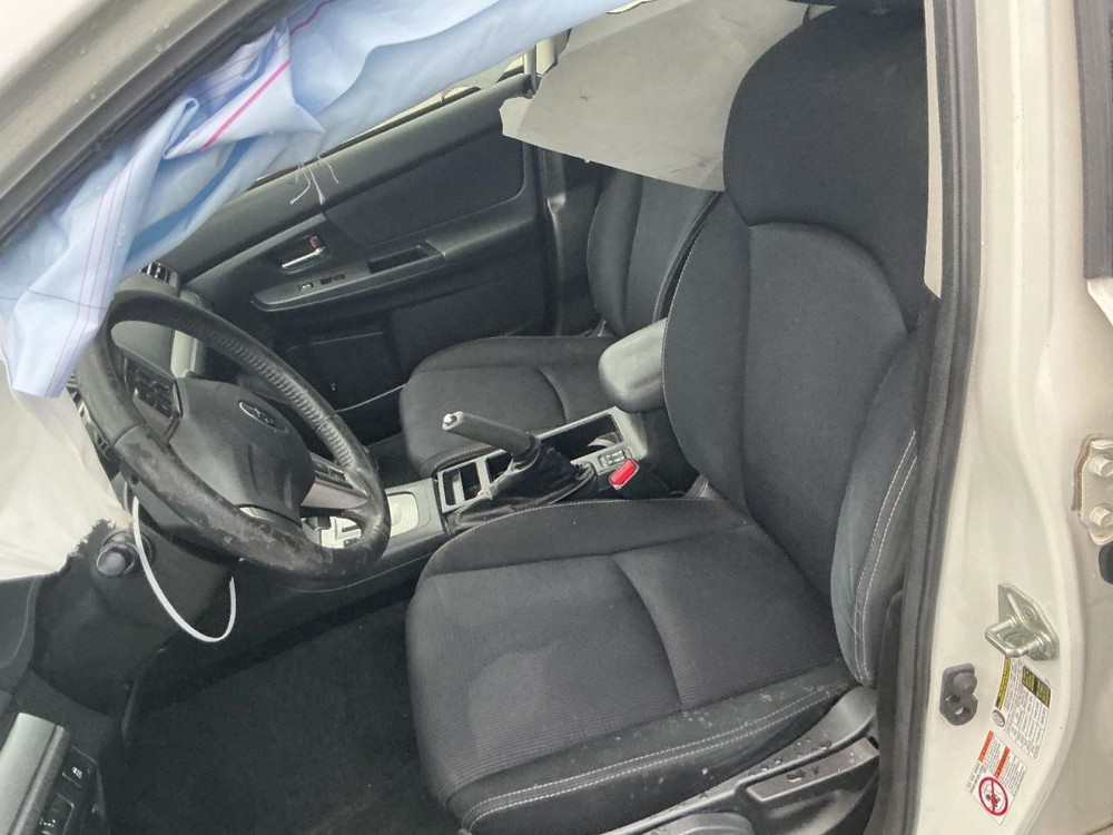 IMPREZA 2014 Glove Box 4990688