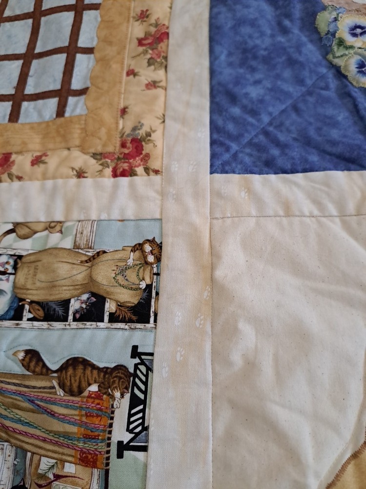 Handmade Patchwork Applique Cat Scenes Wall Hanging Quilt