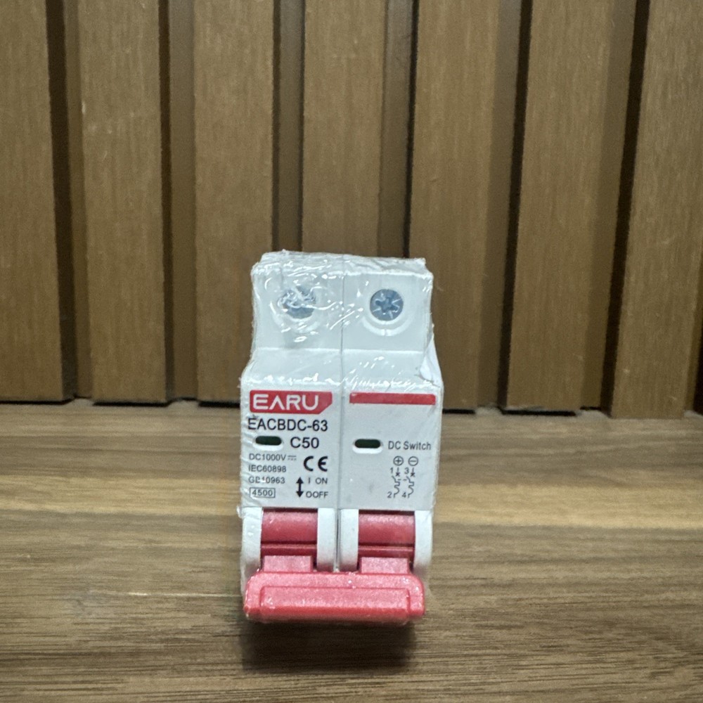 EARU EACBCDC-63 C63 DC1000V 2-Pole Circuit Breaker EACBDC-2P-63A