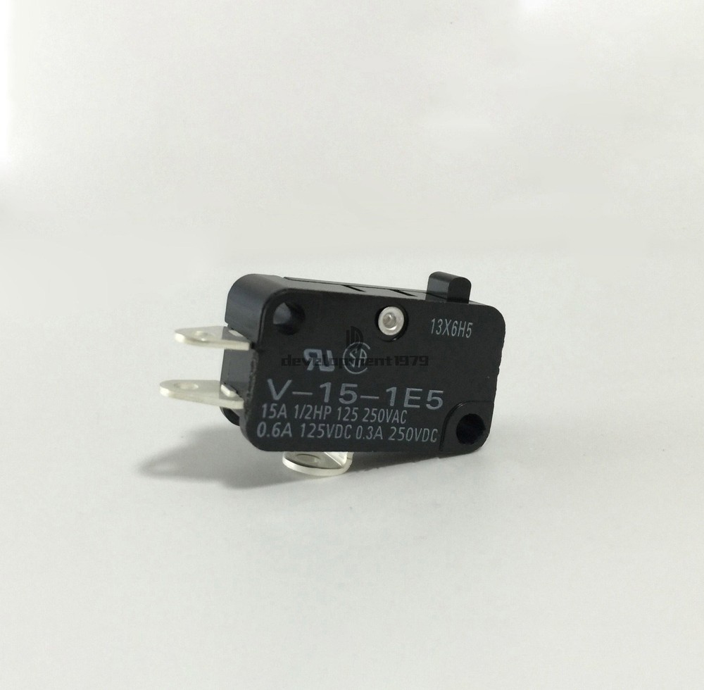 One Omron V-15-1E5 Micro switch new