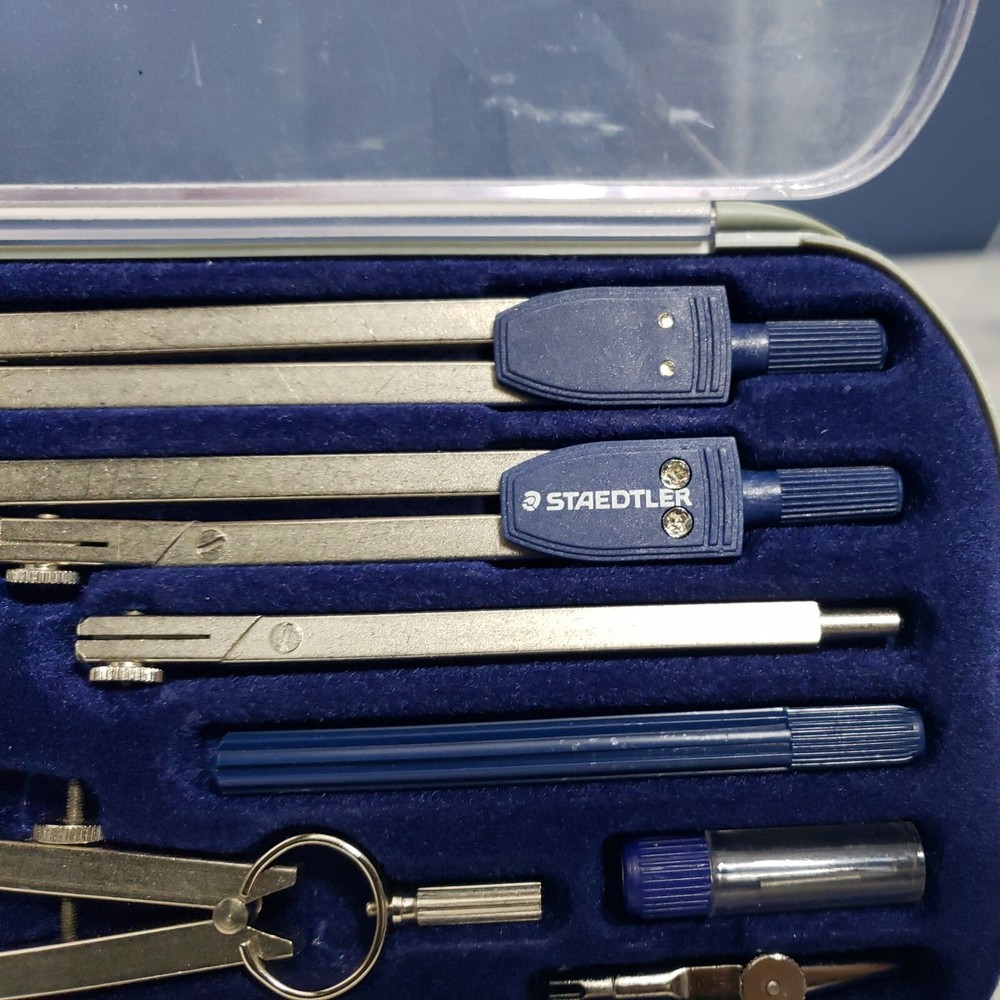 Staedtler Arco Italy Precision Math Drafting Compass Set w Case No. 559 09