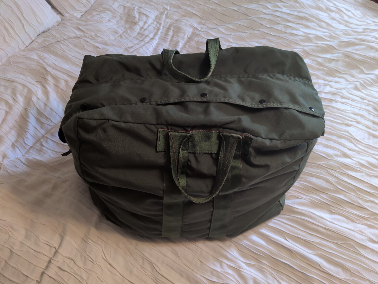 U.S. GI Flyers Kit Bag Nylon USA Military Army Air Force Large Duffle Green