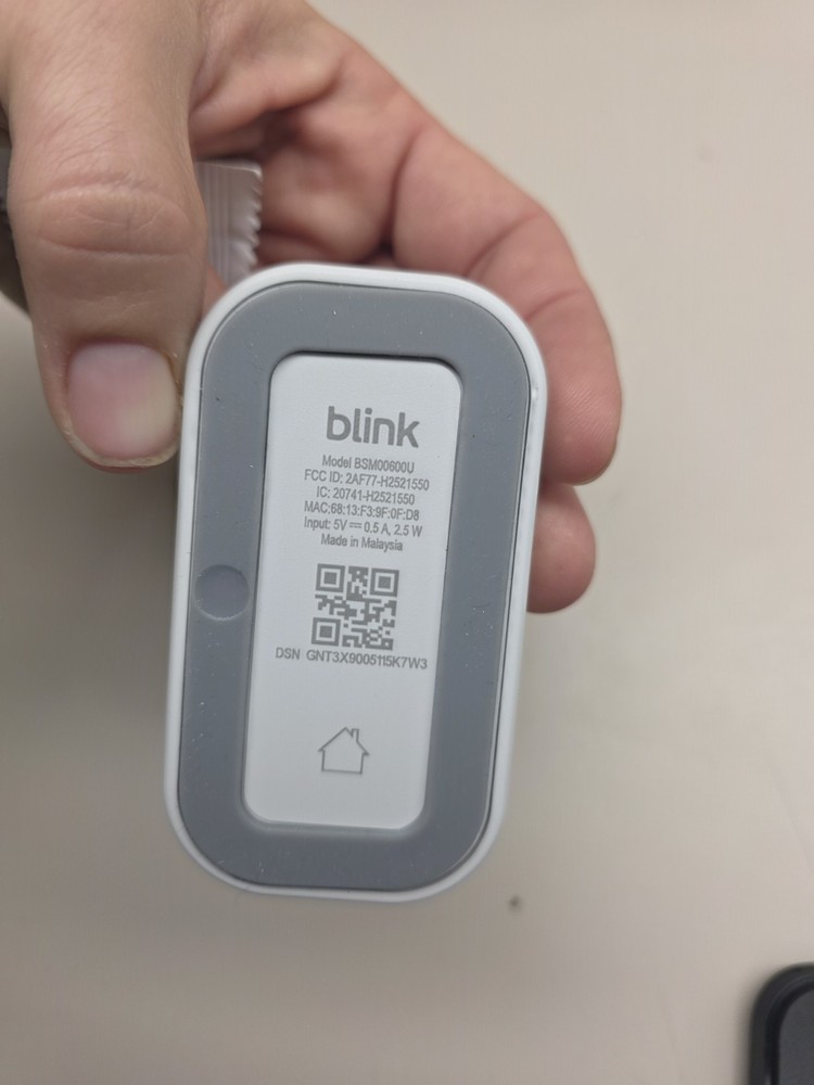 Open Box Blink Video Doorbell Battery Powered 2nd Generation w/Sync Module Black