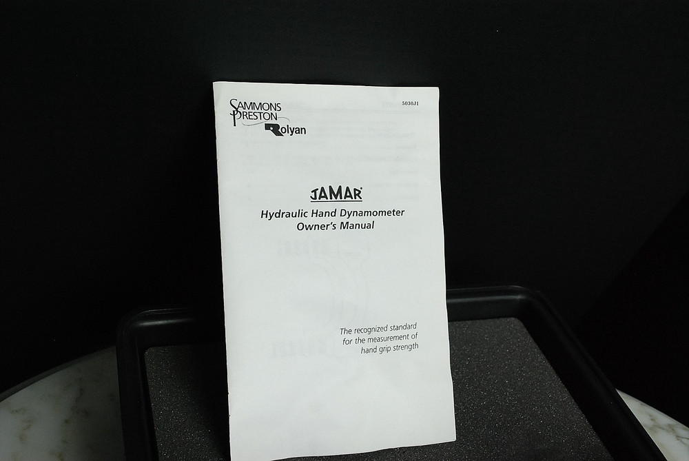 Jamar Hydraulic Hand Dynamometer, Lightweight Max Force Indicator to Measure Gri