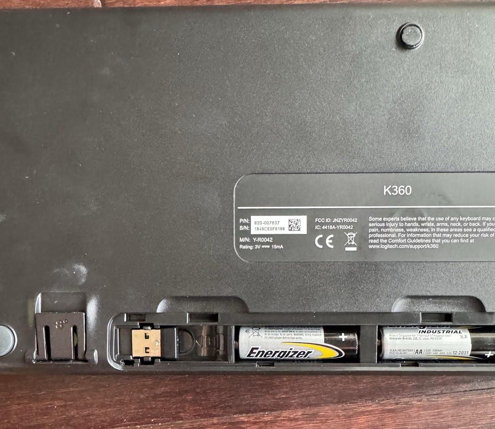 Logitech K360 Wireless Keyboard With Wireless Logitech M185 Mouse