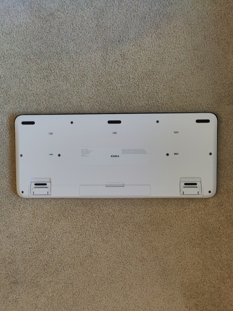 Logitech MK540 Advanced Wireless Keyboard and Mouse Combo