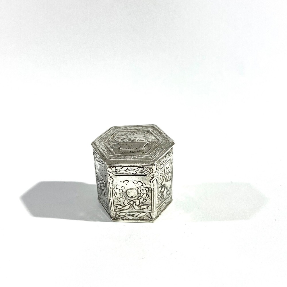 Antique Solid Silver Italian Pillbox , Hallmarked with decors
