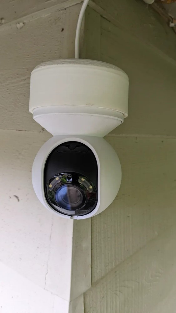 Corner Mount For Reolink E1 Outdoor Camera – Outside Wall Bracket