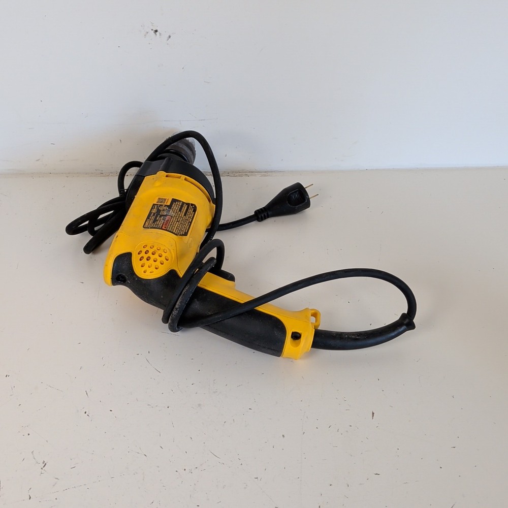 DEWALT DW511 7.8 Amp 1/2" Variable Speed Corded Hammer Drill