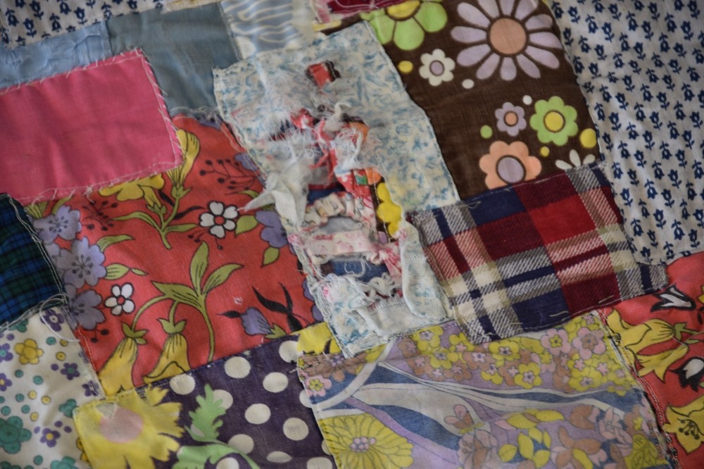 Vintage Patchwork Scrap Quilt Blanket Throw Farmhouse Boho Chic Lap Couch Decor