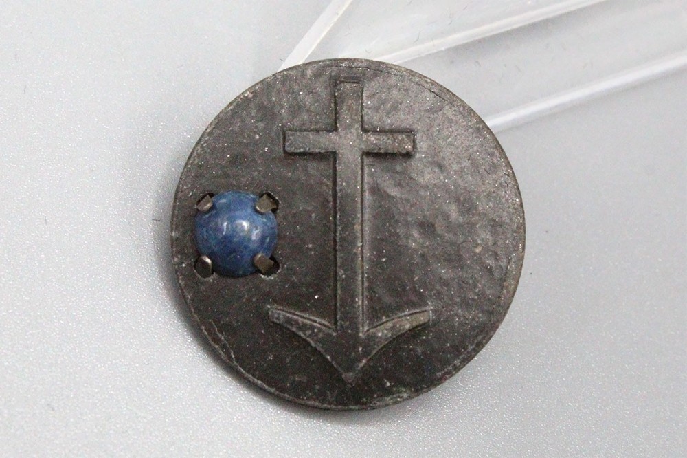 WW2 German WHW Tinnie . PIN137