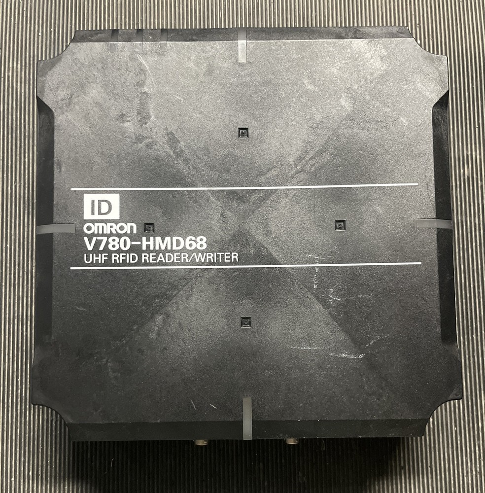 OMRON V780-HMD68 UHF RFID READER/WRITER