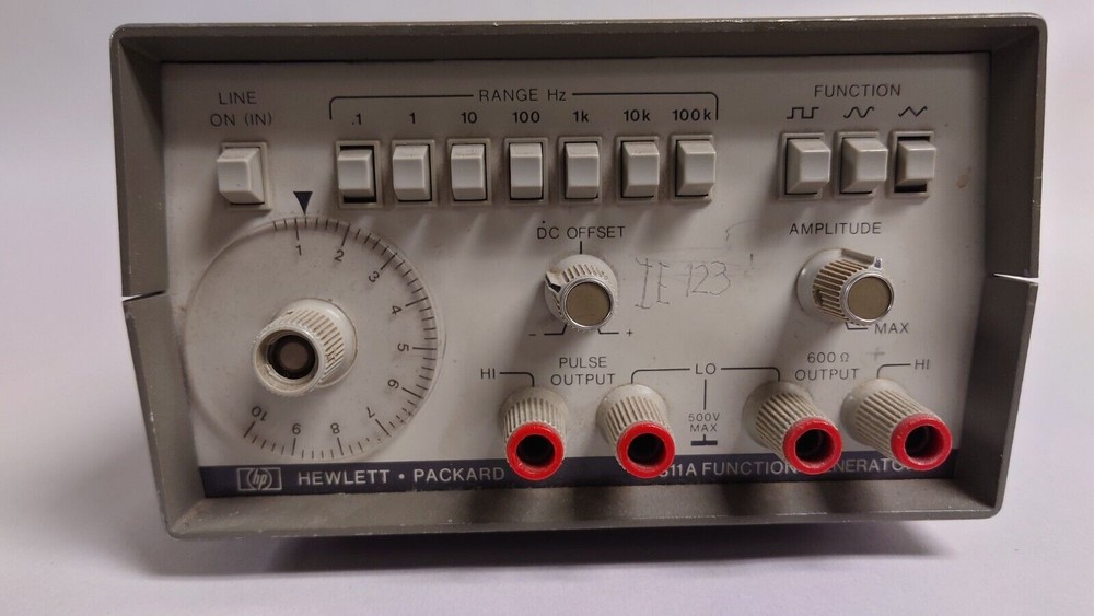 Hewlett Packard HP 3311A Function Generator Benchtop Unit