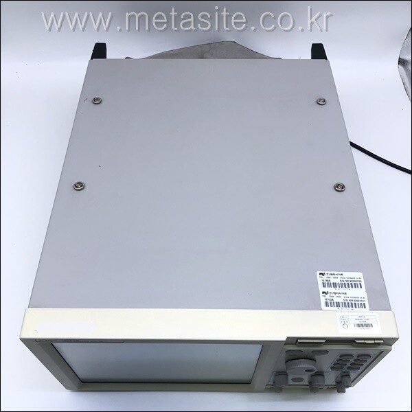 Agilent 16702B Logic Analyzer _ MY42001011 no accessary
